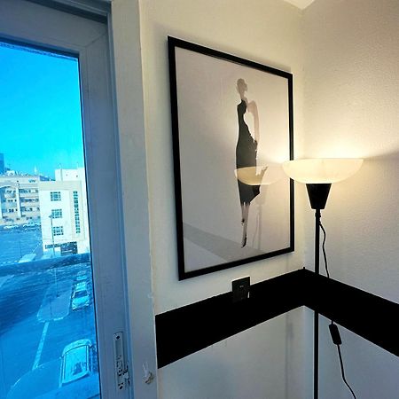 Partition Room In Al Seef Near Burjuman Metro Дубай Екстериор снимка