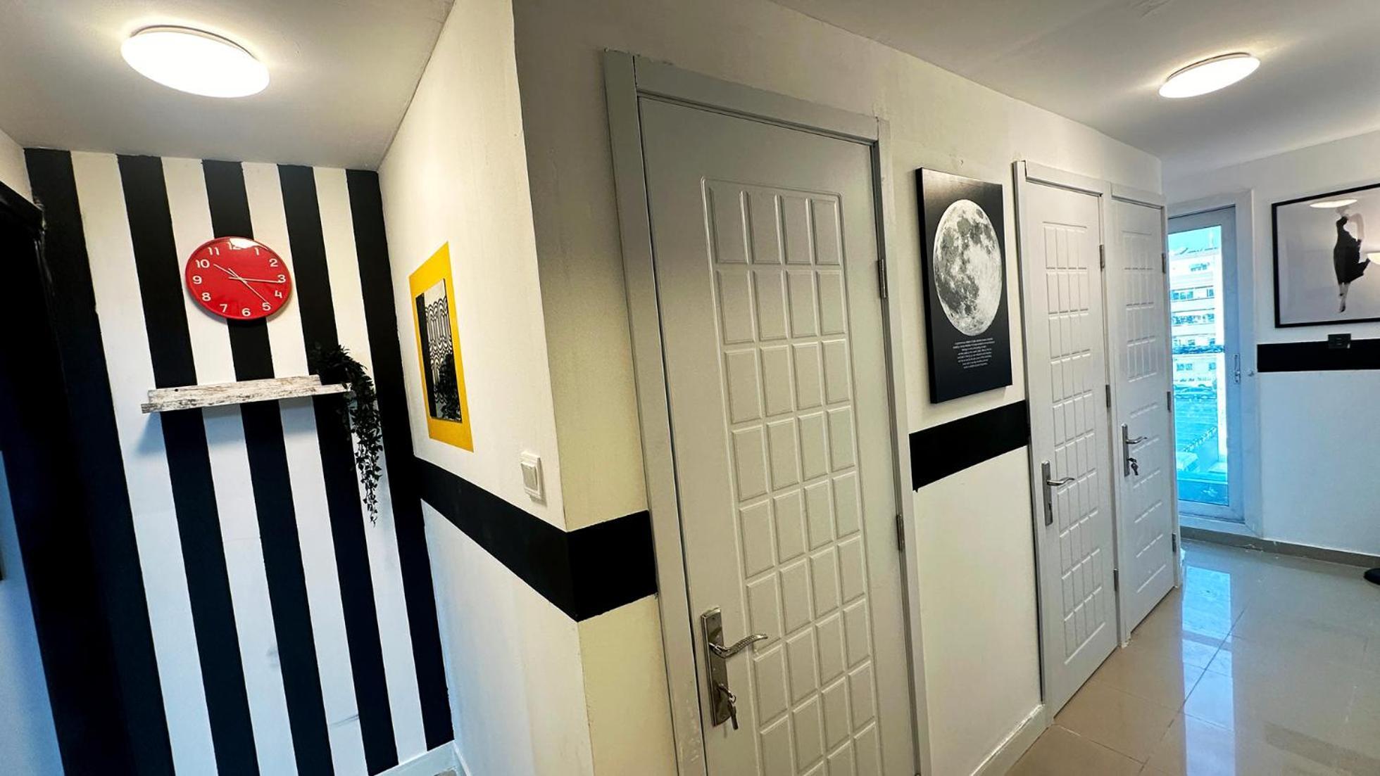 Partition Room In Al Seef Near Burjuman Metro Дубай Екстериор снимка